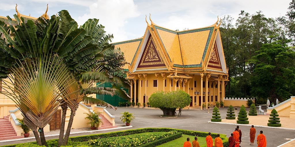 iki-travels-cambodja.jpg
